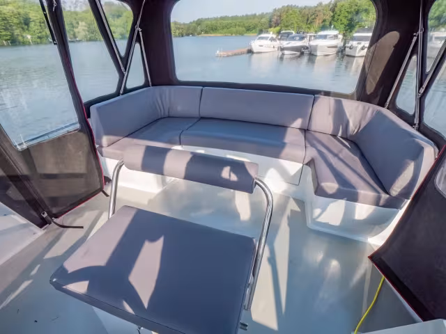 Vacance 1300 – Melanie