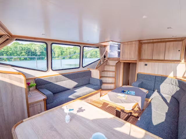 Vacance 1300 – Melanie