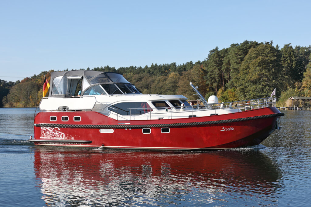 Hausboot mieten Müritz und Mecklenburgische Seenplatte