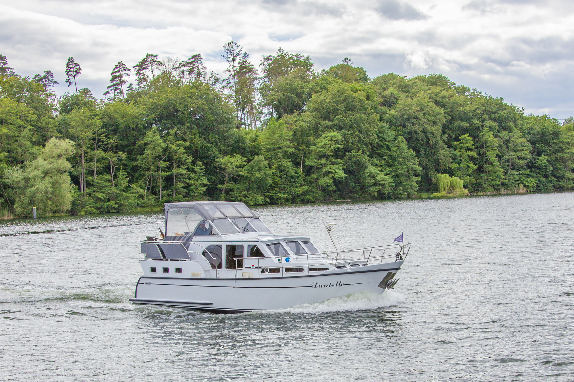 Pedro Skiron Danielle