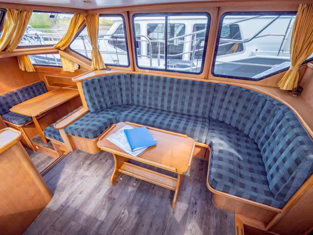 Gruno 38 E Royal – Vanessa