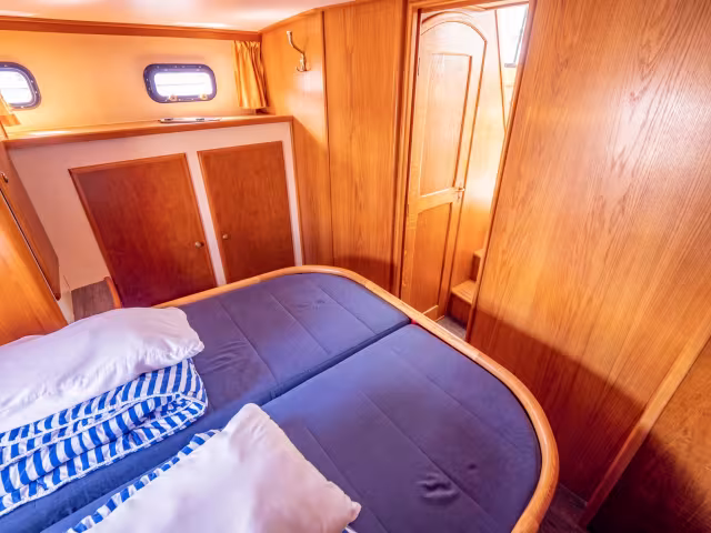 Gruno 38 E Royal – Vanessa