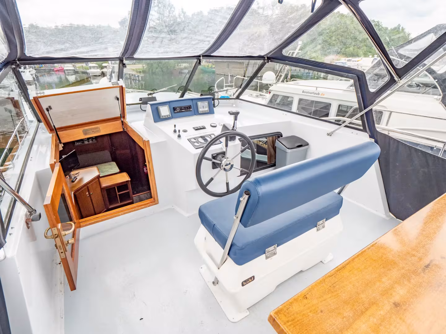 Vacance 1200 – Sylvia Maria