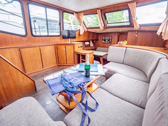 Vacance 1200 – Sylvia Maria