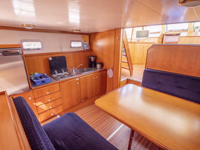 Pedro Levanto 32 – Danny Bo