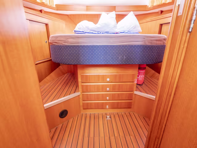 Pedro Levanto 32 – Danny Bo