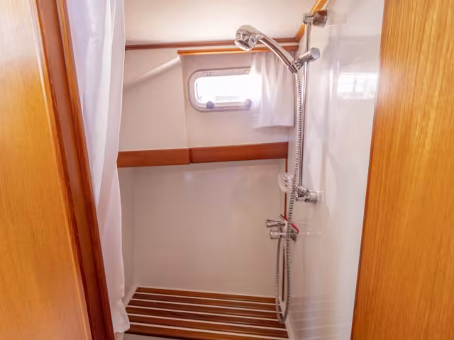 Pedro Levanto 32 – Danny Bo