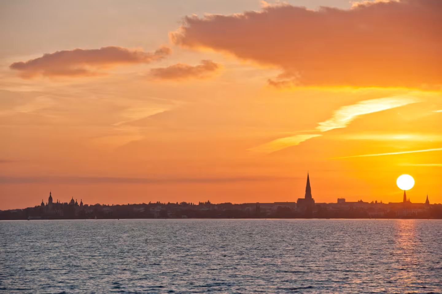 Was du vor deinem Hausboot-Urlaub wissen solltest – Tipps für eine perfekte Reise