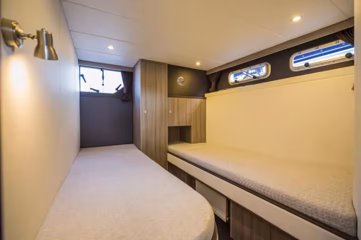 Jetten 44 – Isabella