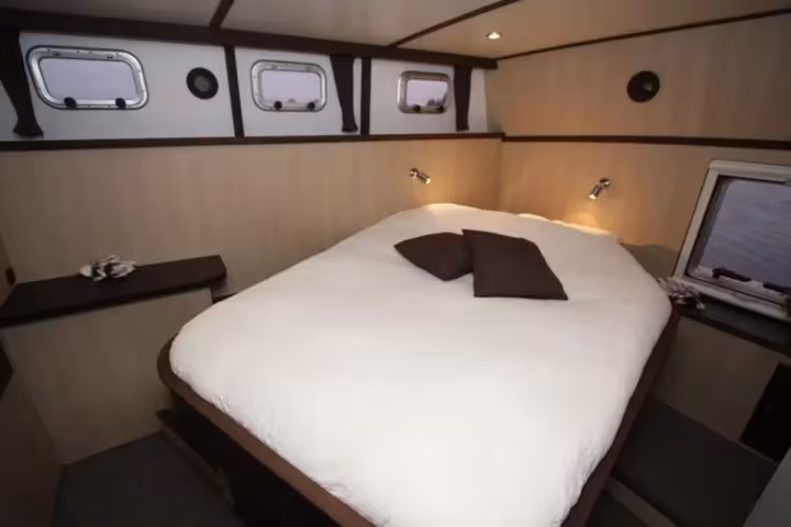 Aventura 38 AK – Angelique