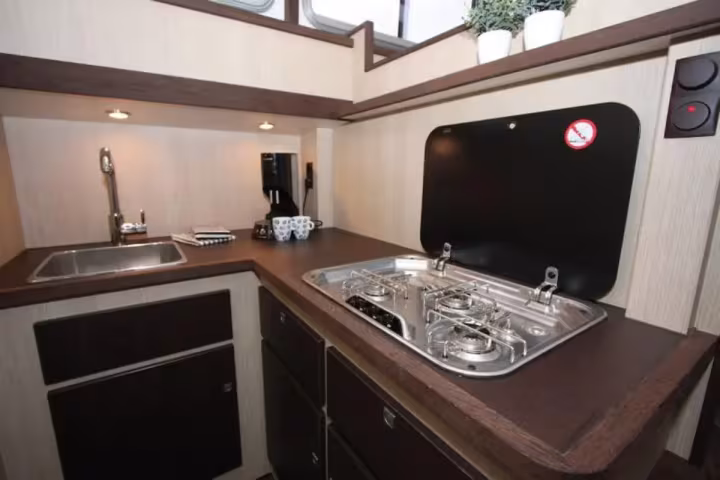 Aventura 38 AK – Angelique