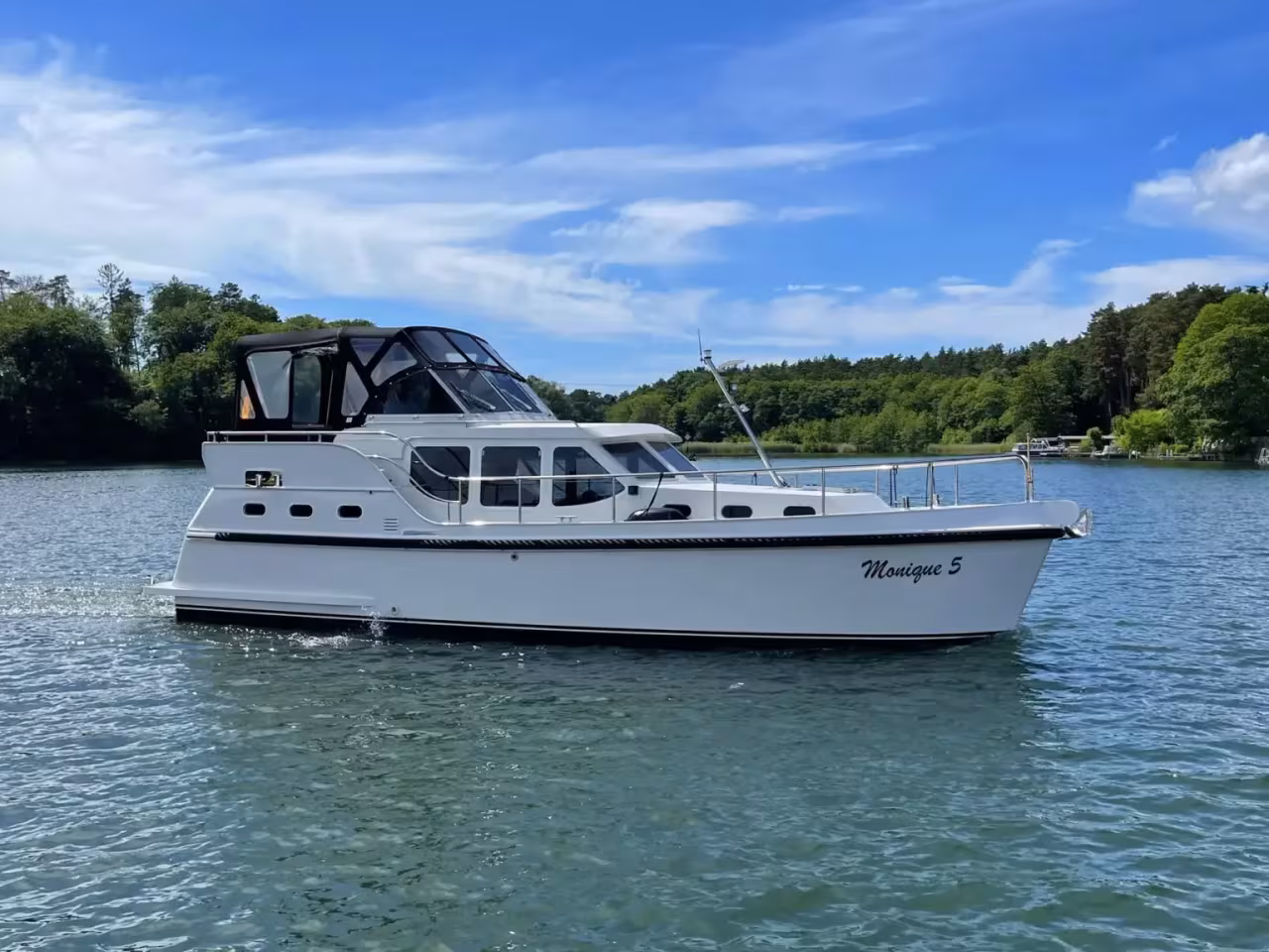 Gruno 37 Excellent – Monique 5