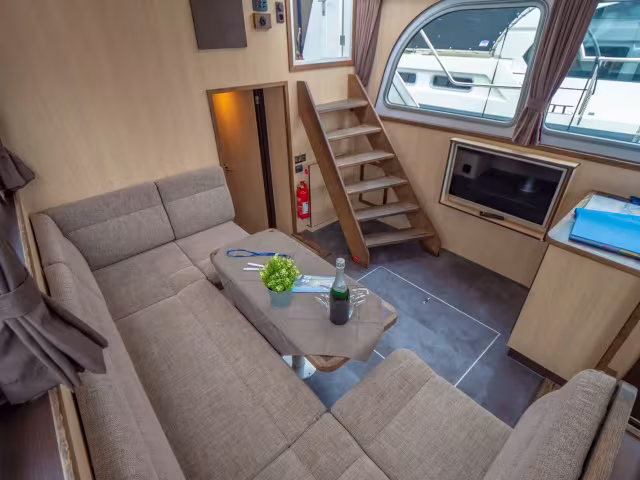 Aventura 38 AK – Angelique