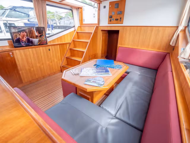 Vacance 1400 – New Lady