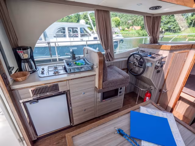 Jetten 30 Sedan RS – Lina