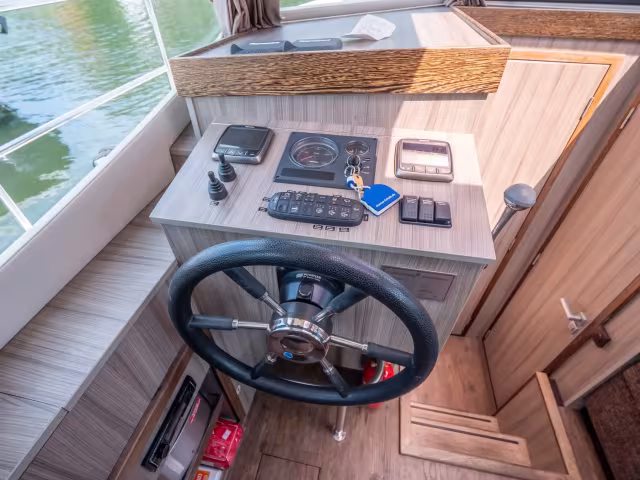 Jetten 30 Sedan RS – Lina