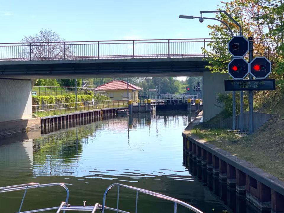 Schleuseneinfahrt Havel